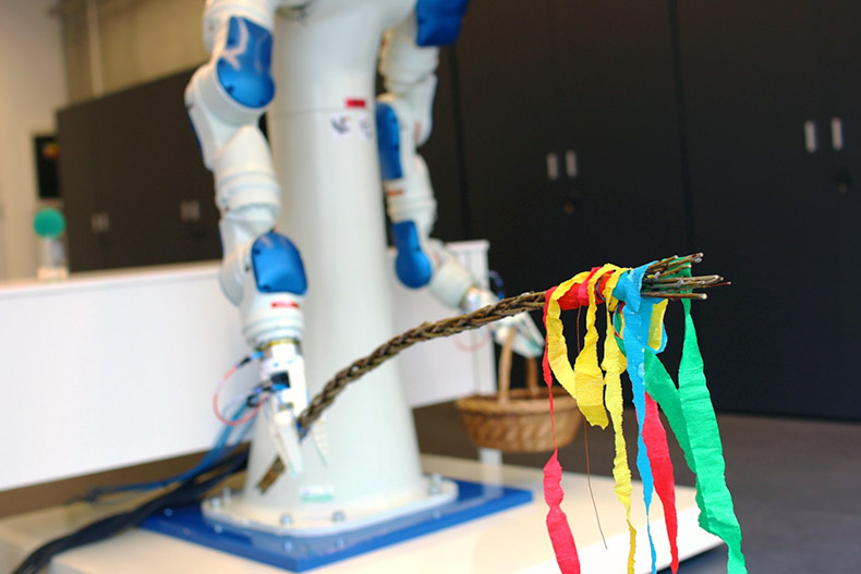 Студенты либерецкого Технического университета научили роботов колядовать