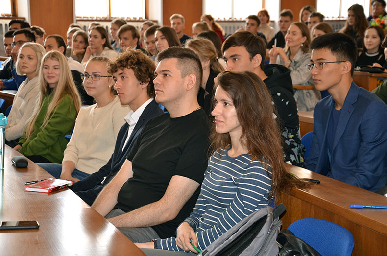 Торжественное открытие нового учебного года в пражской языковой школе Czech Prestige