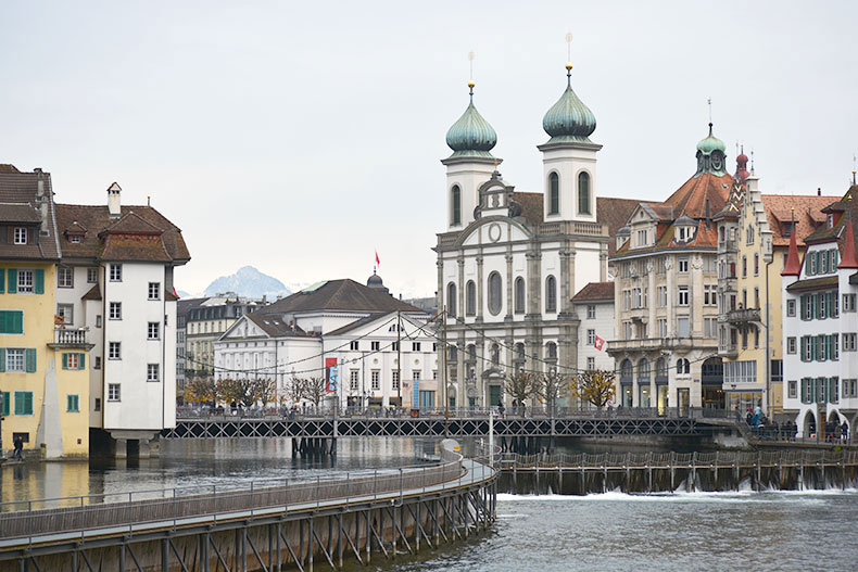 Люцерн — один из самых известных и любимых туристами городов Швейцарии