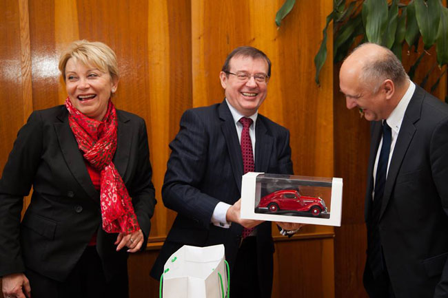 Химико-технологический университет (VŠCHT) и компания Skoda Auto подписали договор о партнёрстве и сотрудничестве